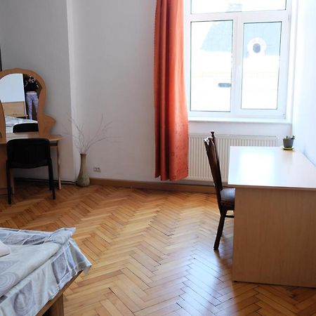 Apartment On Svobody Avenue Lviv Ngoại thất bức ảnh