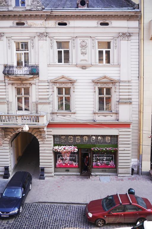 Apartment On Svobody Avenue Lviv Ngoại thất bức ảnh