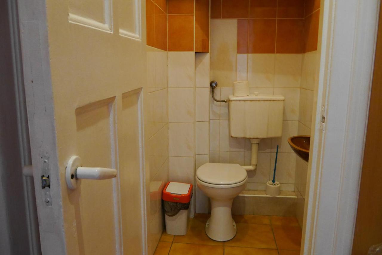 Apartment On Svobody Avenue Lviv Ngoại thất bức ảnh