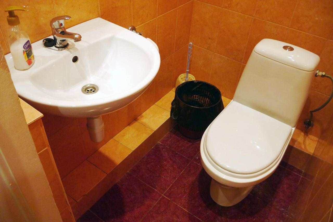 Apartment On Svobody Avenue Lviv Ngoại thất bức ảnh